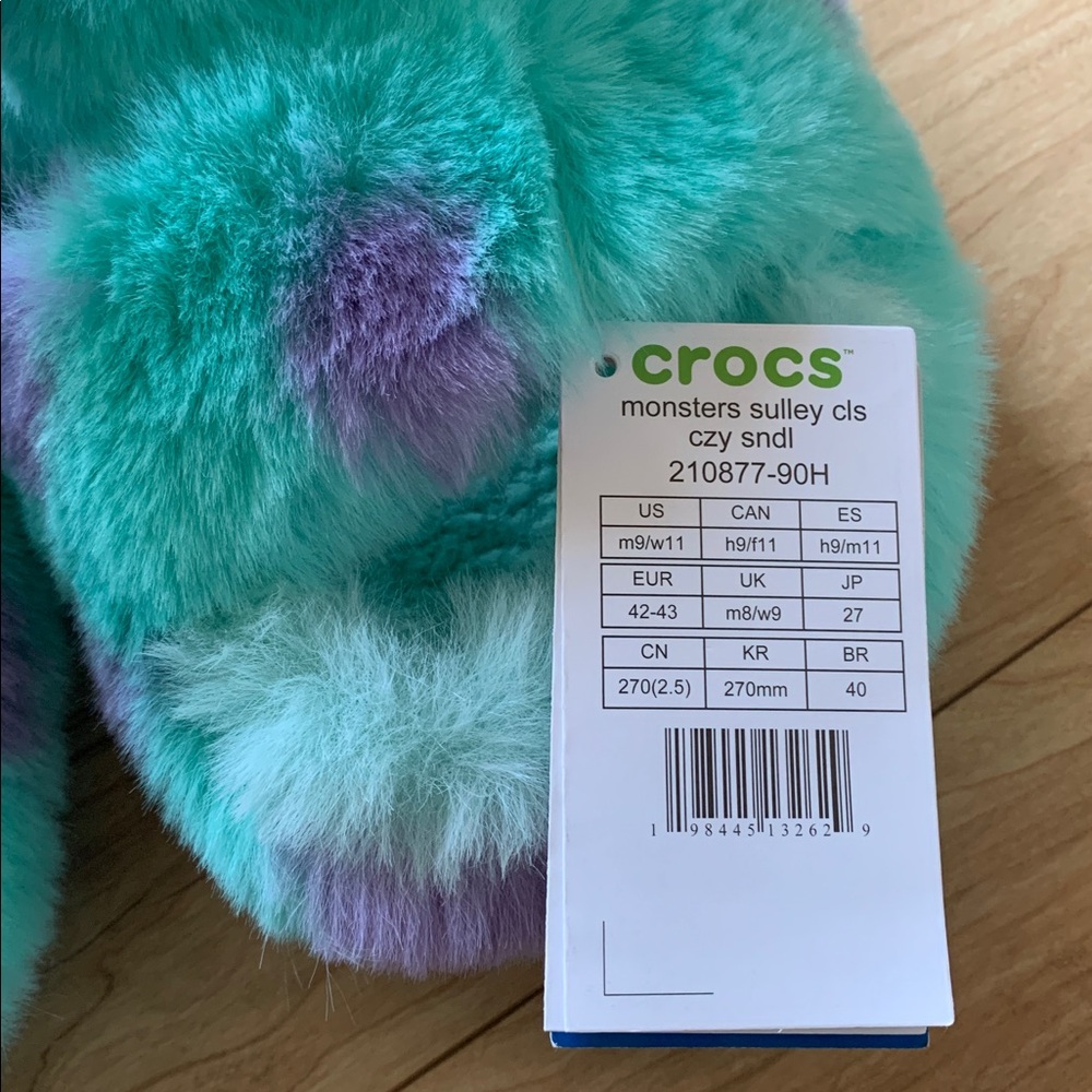 CROCS Monsters Sulley Classic Cozy Sandals unisex - Picture 7 of 11